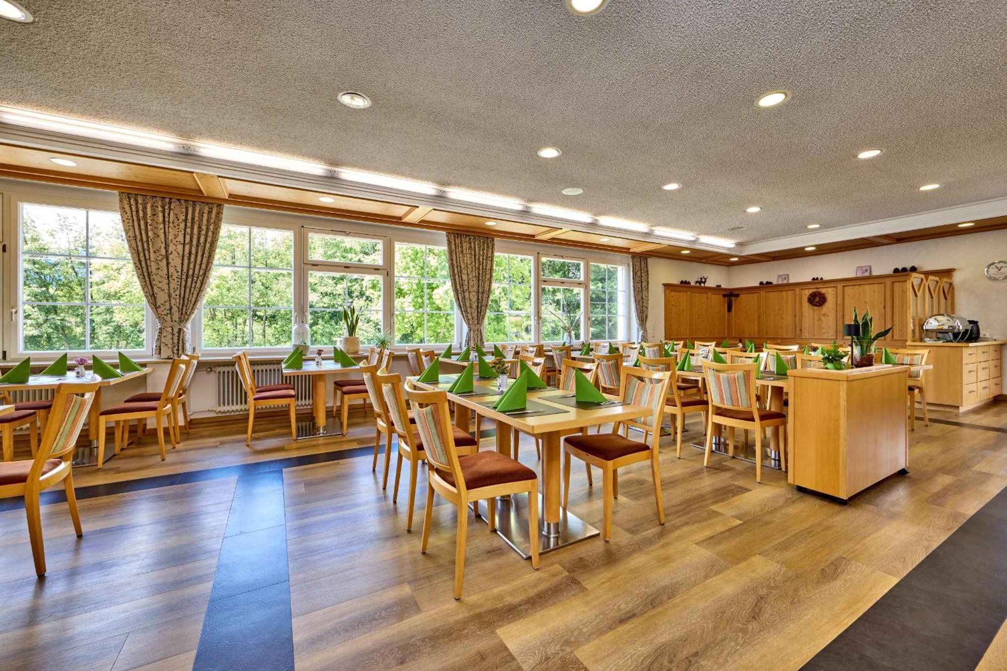 Aura-Hotel Saulgrub ภายนอก รูปภาพ