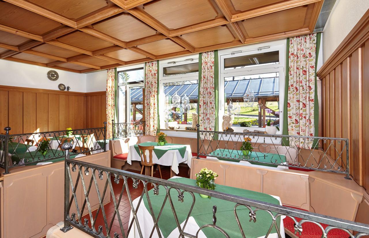 Aura-Hotel Saulgrub ภายนอก รูปภาพ